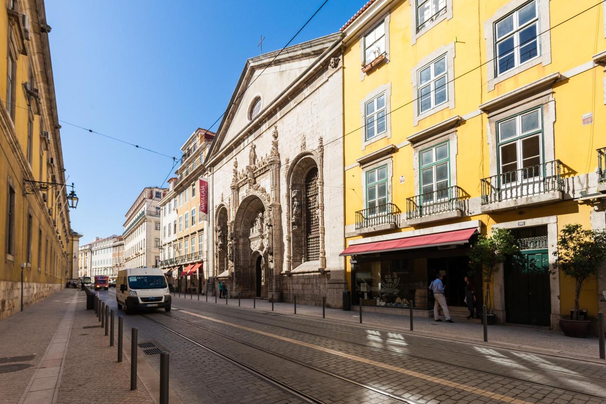 Tejo Vintage Three-Bedroom Apartment - By Lu Holidays Lisbon Exterior photo
